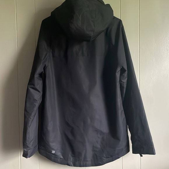 💥3/$12 men’s lightweight jacket - Picture 2 of 6